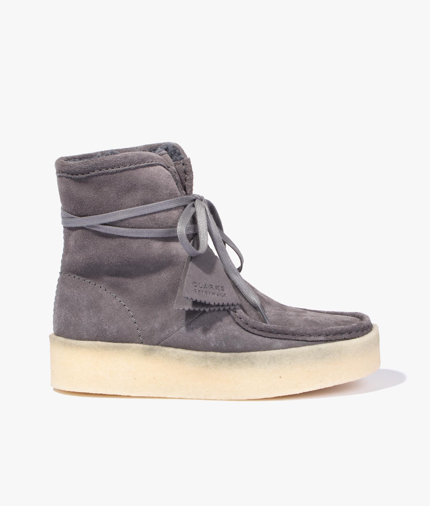 Clarks Wallabee cup high in grey suede EQVVS Womens