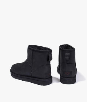 Classic mini leather boot in black