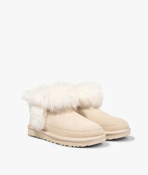 Classic ultra mini chalet boot in sandstone