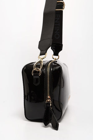 Pattie glossy camera bag in black