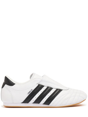 Taekwondo shoes in white