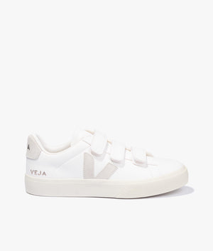 Recife logo chromefree leather trainer in white & natural
