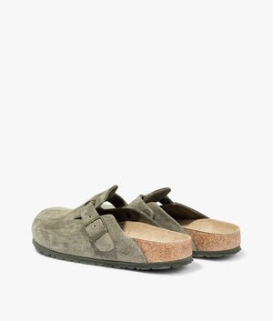 Boston suede clog in Thyme