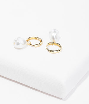 Periaa pearly chain huggie earrings in gold and pearl