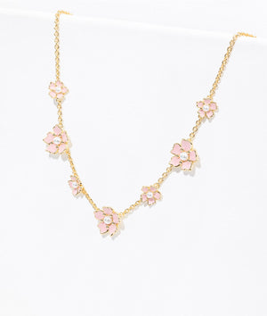 Petia painted flower necklace in light pink and pearl