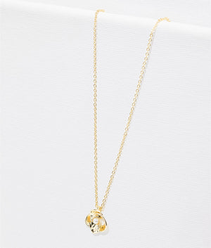 Flora pearl flower pendant