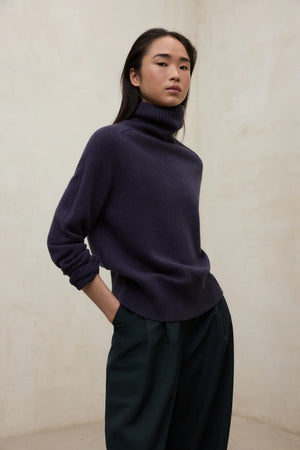 Caqui roll neck knit in blueberry