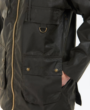 Highclere wax jacket in olive