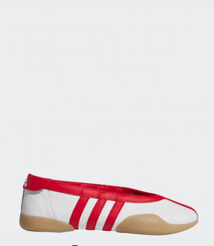 Taekwondo ballet shoes in white and red