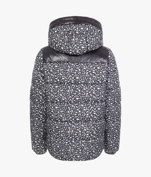 Printed pavilion quilt in terazzo black
