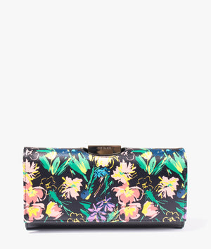 Marjan flirty texture magnolia bobble purse