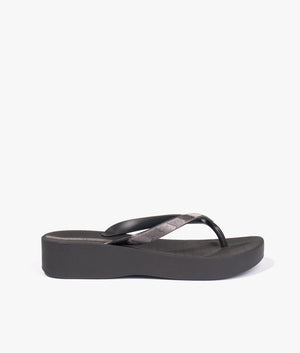 Mesh wedge tex flip flops in black