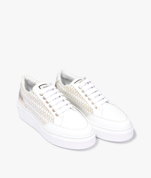 Baraga lace up sneaker in white & gold