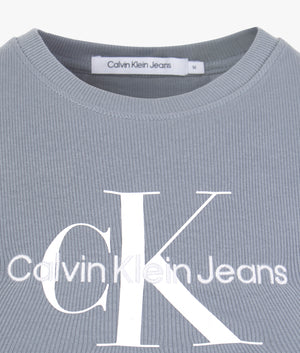 Archival mono logo tee in overcast grey