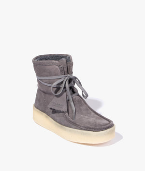 Wallabee cup high in grey suede