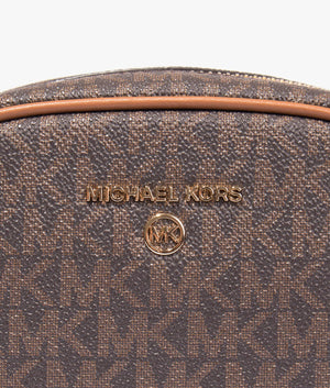 Jet set oval camera crossbody in brown & acorn