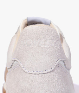 Marathon trail trainer in white & beige