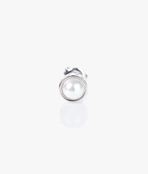 Sinaa pearl stud earrings in silver and pearl