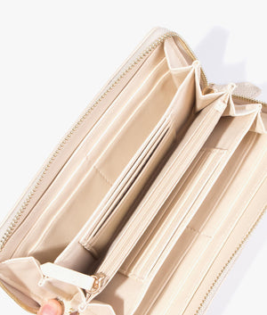 Divina zip around purse in ecru